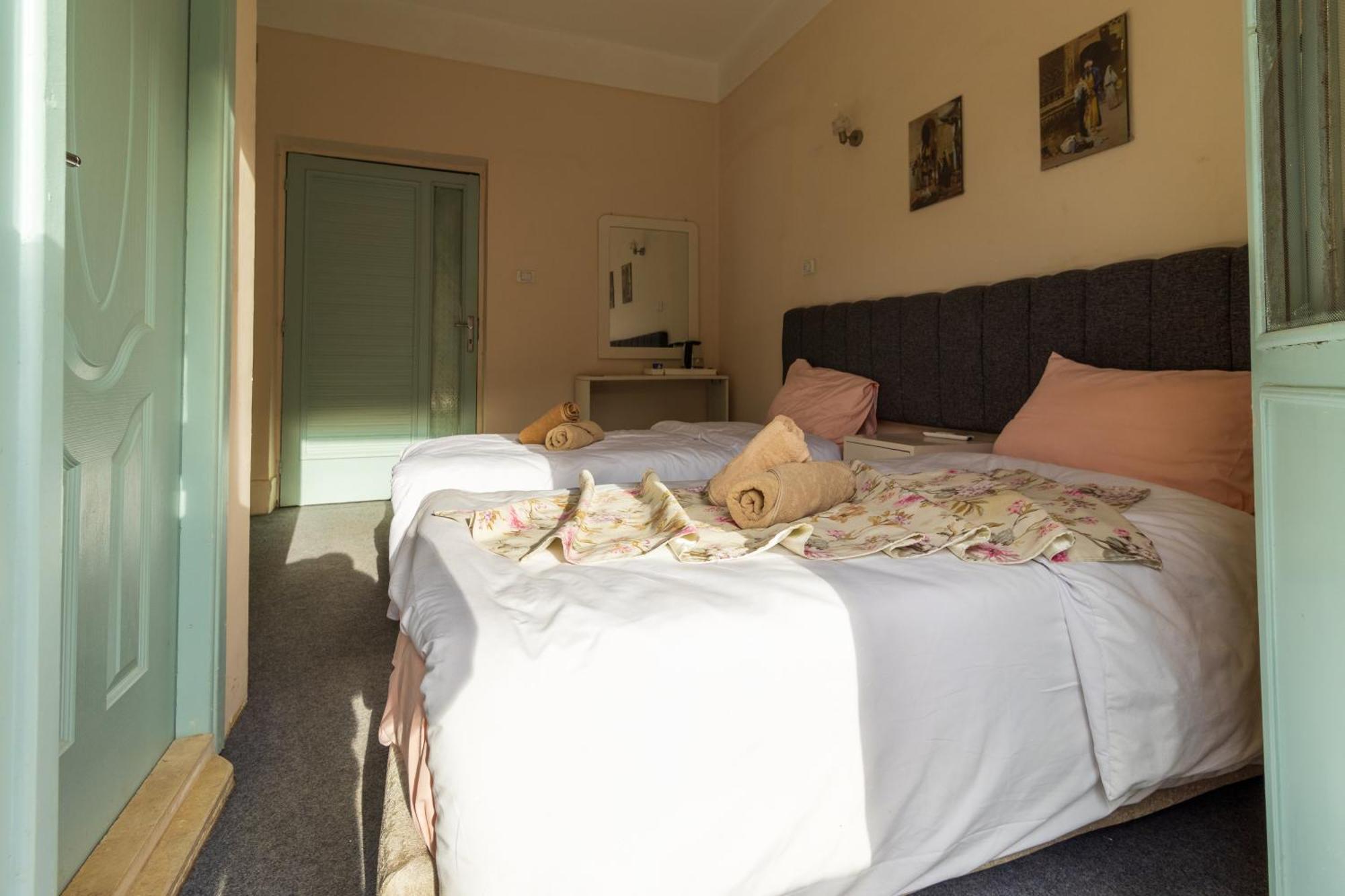 The Grand Pyramids View Hotel Kafrat al Jabal Номер фото